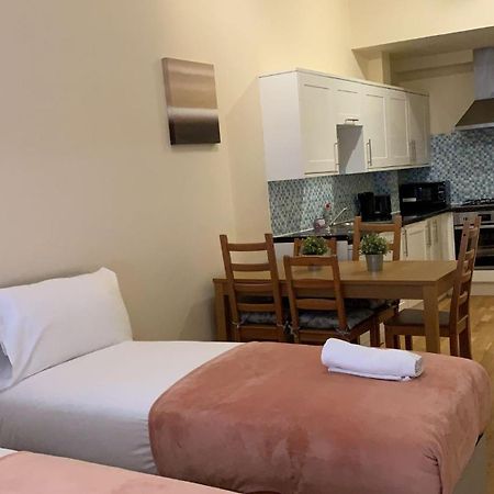 Kings City Centre Apartments Лондон Экстерьер фото