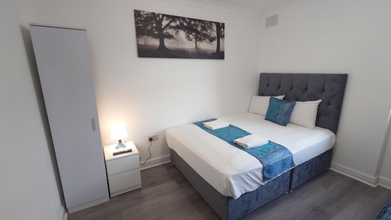 Kings City Centre Apartments Лондон Экстерьер фото