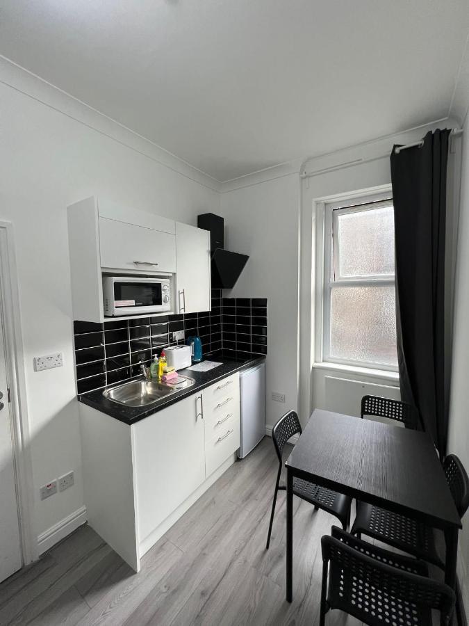 Kings City Centre Apartments Лондон Экстерьер фото