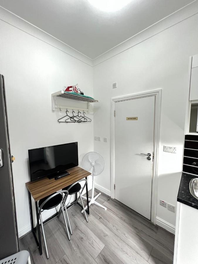Kings City Centre Apartments Лондон Экстерьер фото