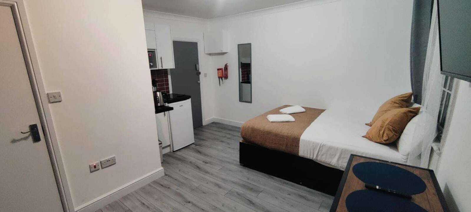 Kings City Centre Apartments Лондон Экстерьер фото